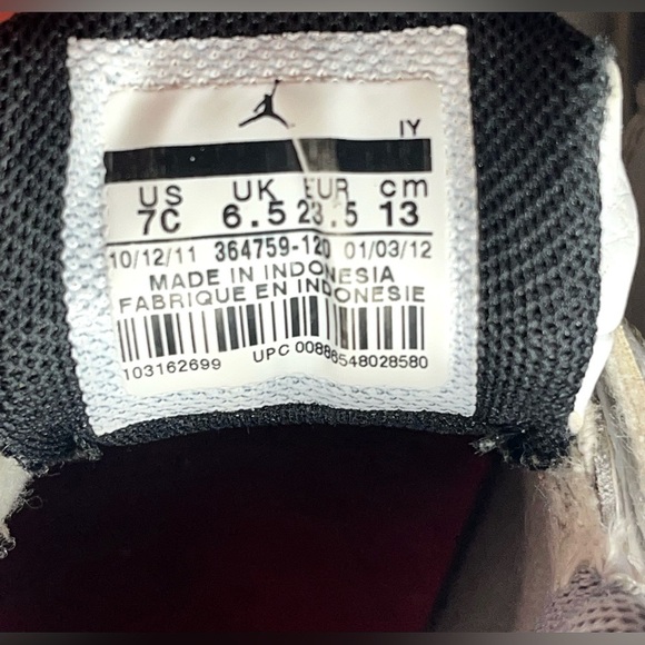 Air Jordan White Red Gray Baby Toddler Sneaker Shoes Size 7C - Picture 13 of 16